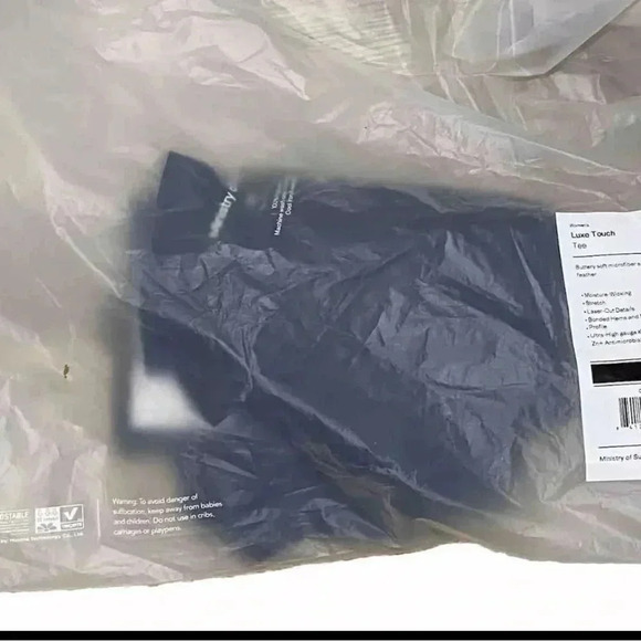 NWT Ministry of Supply Women's Luxe Touch Tee Shirt Black Comfort Stretch XS/S - Picture 7 of 12